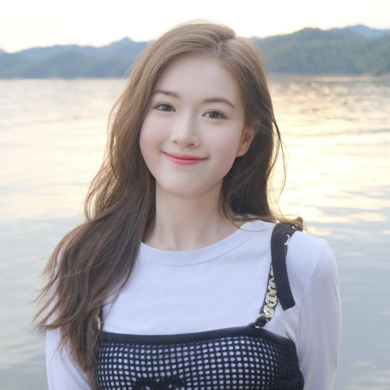 Shirley Wei headshot